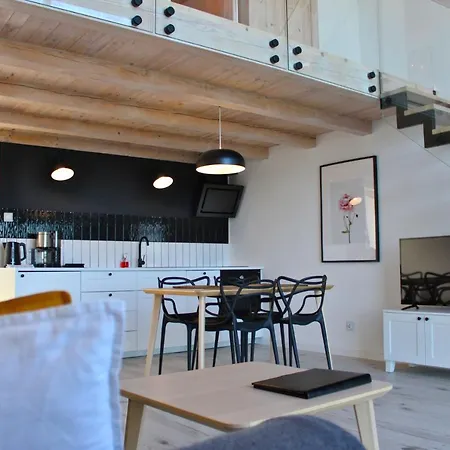 Sea2 בית נופש *